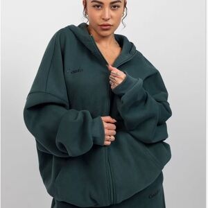 Comfrt Dark Green Oversized Hoodie